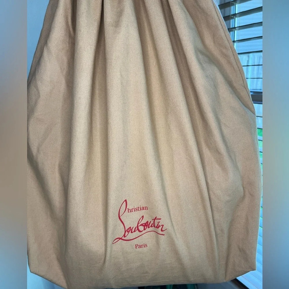 Christian Louboutin
Eloise Fringe Hobo Python with Leather Medium - Picture 16 of 16